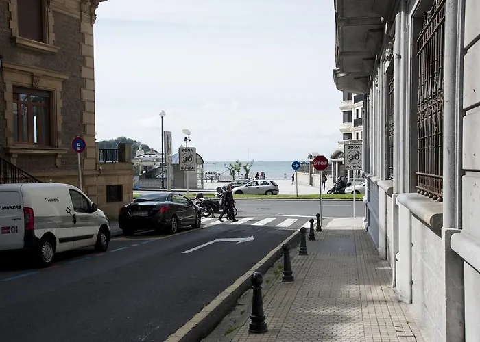 阿尔特膳食旅馆